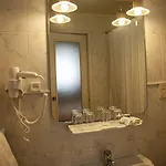 Braganca מלון 3*