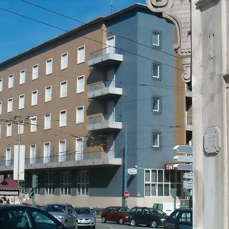 酒店 Braganca 科英布拉